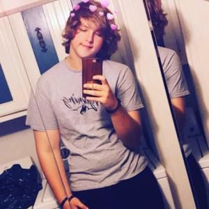 Meet your Posher, Dylan